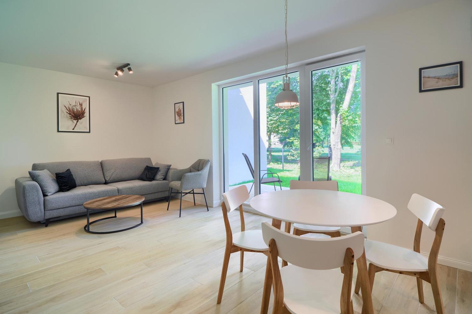 Apartamenty 7 Debow Nad Morzem Pleśna المظهر الخارجي الصورة